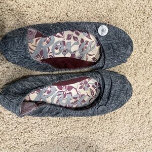 Roxy Women's Charcoal Slip-On Slippers